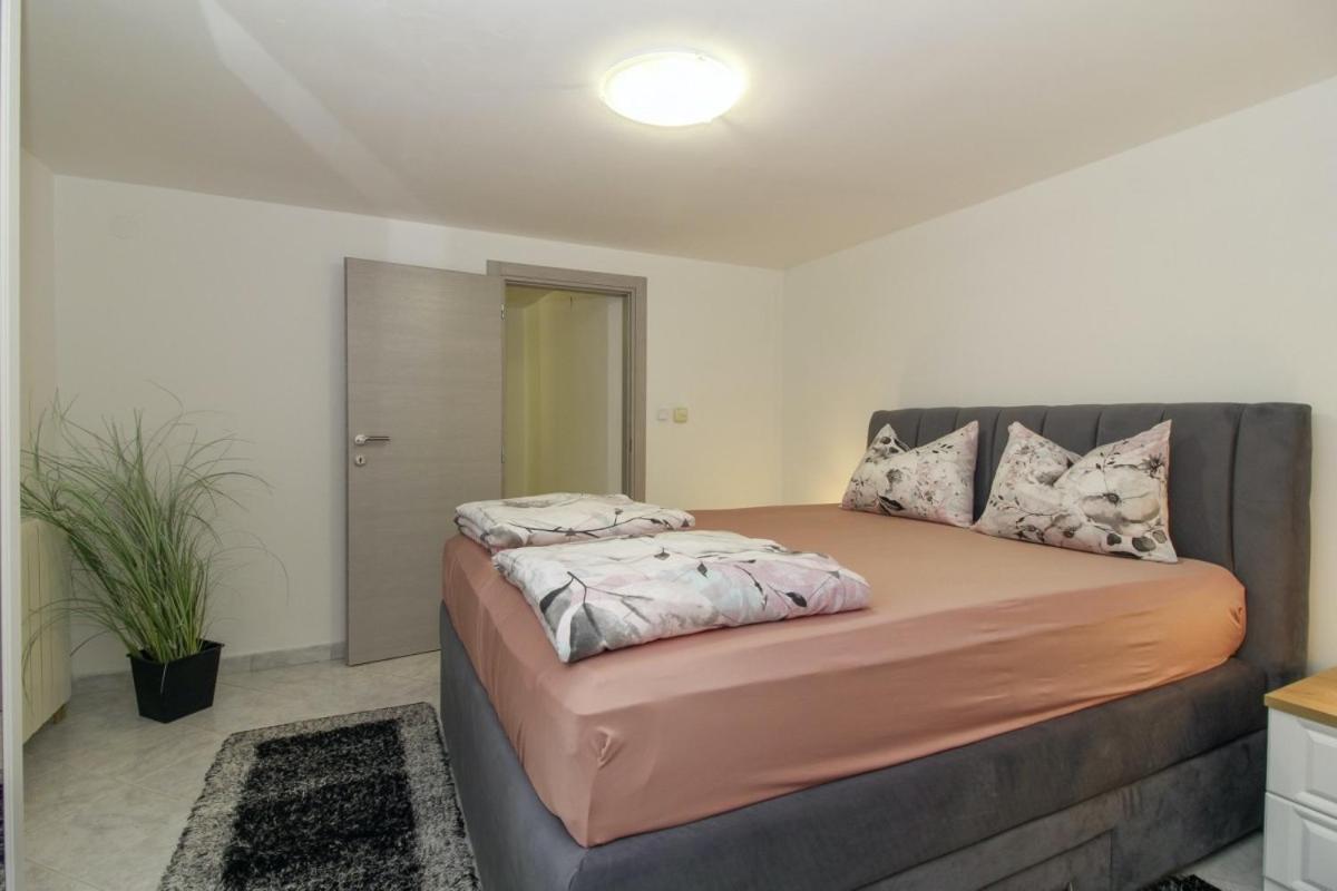 Aida In Porec * Istrien Екстериор снимка